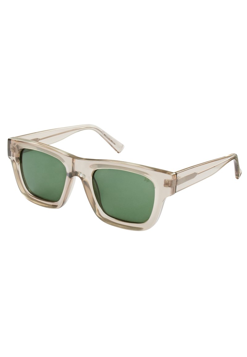 Occhiali da sole con montatura trasparente e lenti verdi, forma quadrata e tempie eleganti. Caratterizzati da un design minimalista e da un colore chiaro.