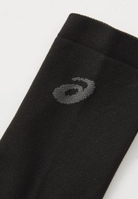 ASICS PERFORMANCE RUN CREW SOCK UNISEX - Sportske čarape - performance black