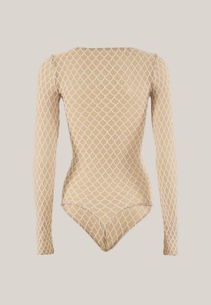 Nude långärmad bodysuit med fiskfjällsmönster i vitt. Åtsittande design med rundad hals och låg rygg, tillverkad av stretchigt material.