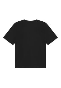 T-shirt de algodão preto com um corte descontraído, gola redonda e mangas curtas. Textura suave sem padrões ou detalhes. Design simples.