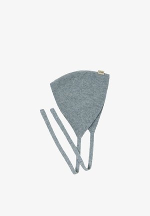 Hellblauer gestrickter Wollmütze mit langen Bändern und kleinem "GOBI"-Etikett an der Seite, entworfen zum Unter-dem-Kinn-Binden.