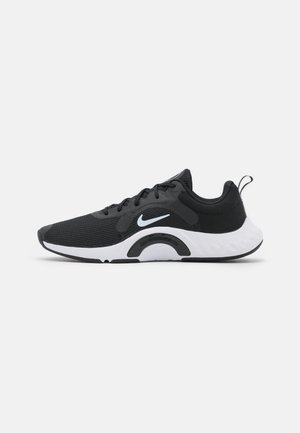 RENEW IN SEASON TR 11 - Zapatillas de entrenamiento - black/white