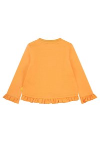 Oranje longsleeve top met een gerimpelde zoom en manchetten, gemaakt van zachte stof met een ronde halslijn en een klein logodetail aan de zijkant.
