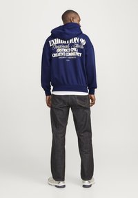 Jack & Jones JORROXBURY BACK - Jersey con capucha - ocean cavern