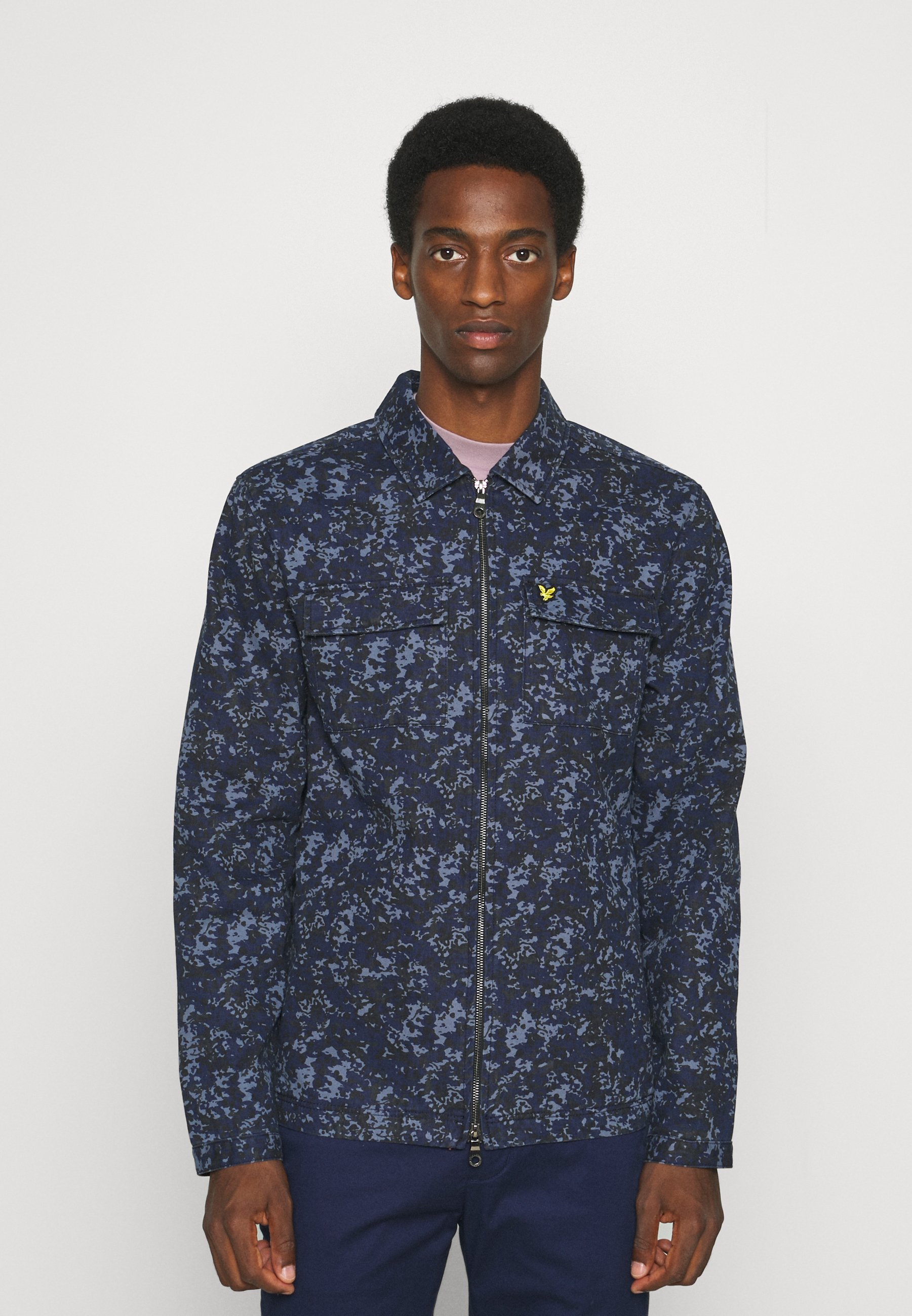 Lyle \u0026 Scott EARTH PRINT OVERSHIRT 