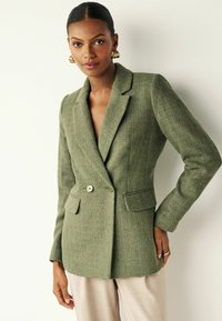 Next Krátky kabát - sage green