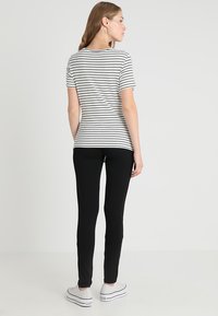 Envie de Fraise OSCAR - Calças de fato de treino - black