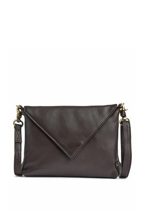 Clutches - mocca