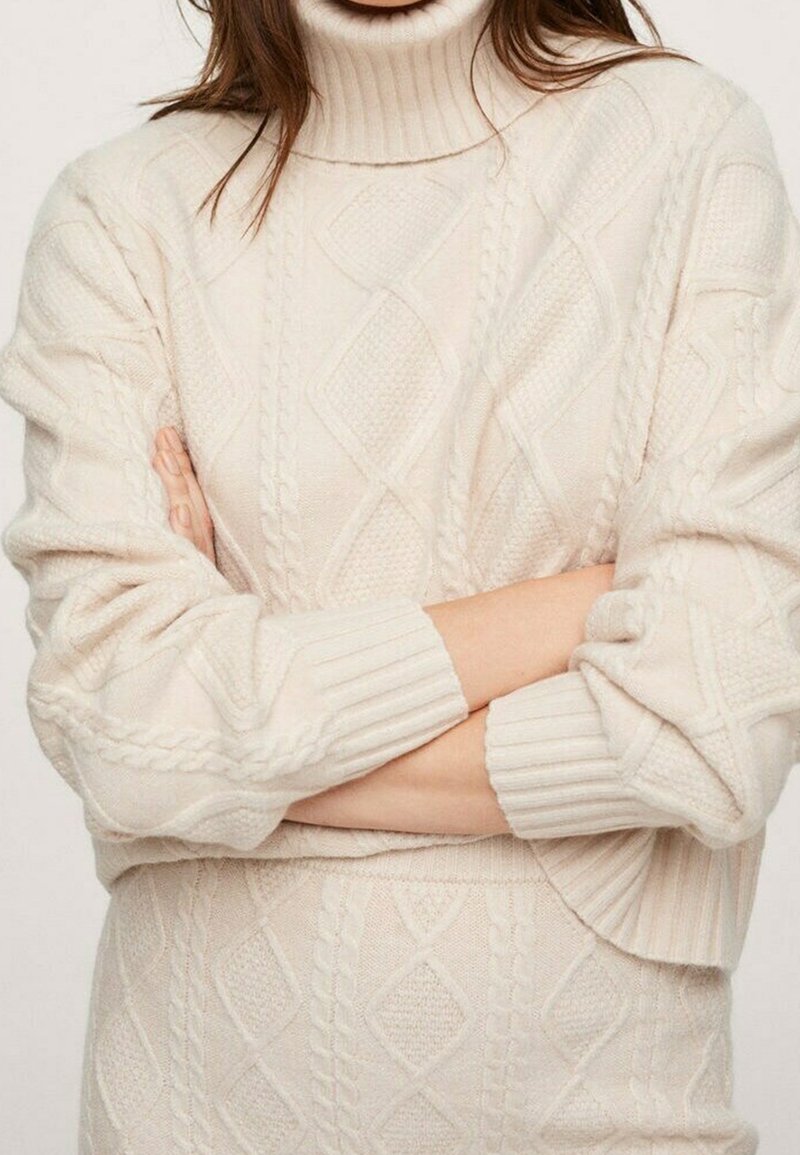Mango Pullover - off-white