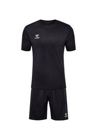 Zwart voetbaluniform gemaakt van ademend materiaal, bestaande uit een T-shirt met korte mouwen en shorts, beide met een subtiele glans en witte logo-accenten.