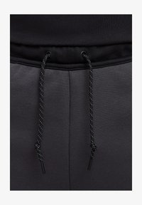 No seleccionado, black anthracite green strike