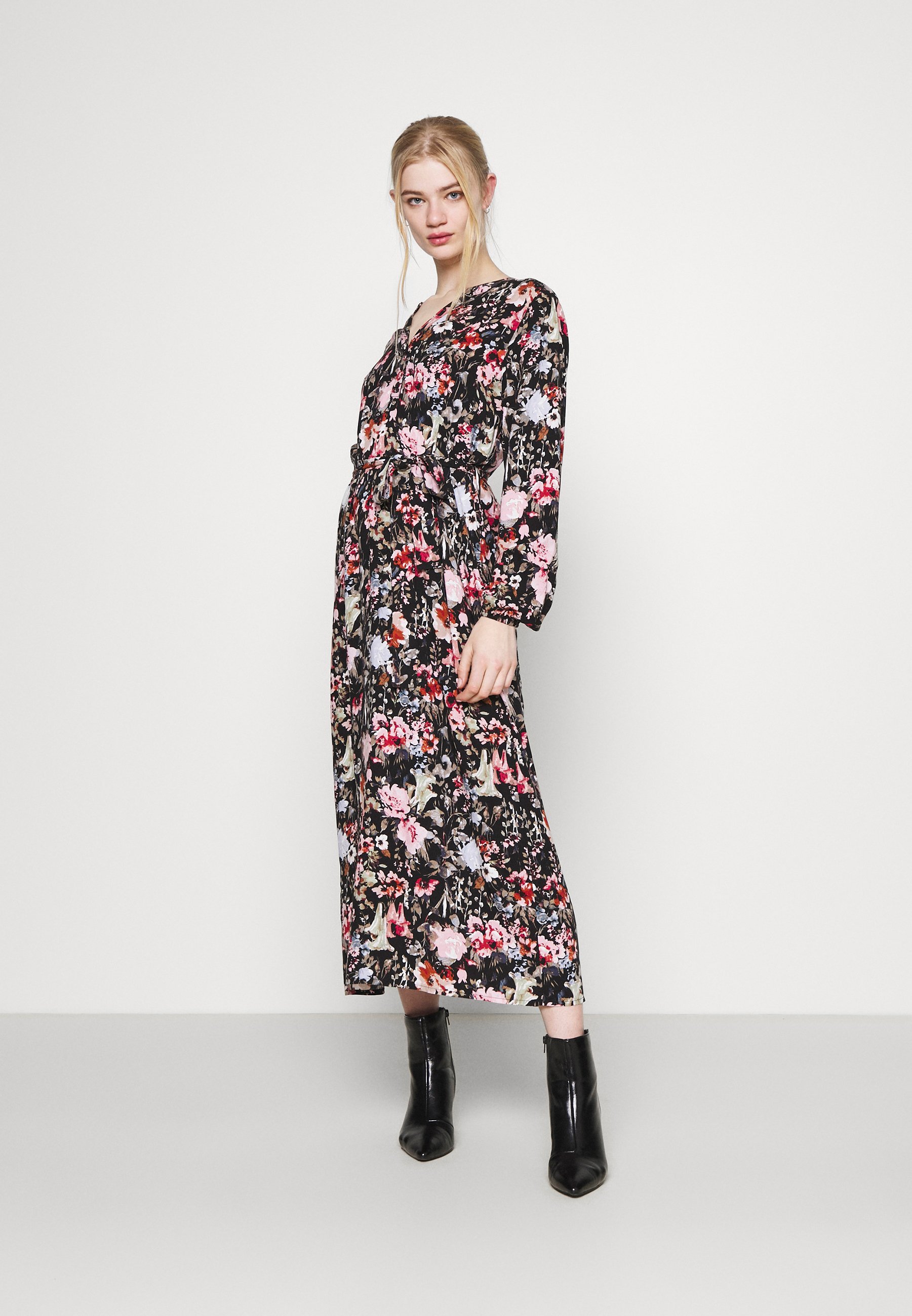 Expectation 関税 送料込 Vero Moda オープンショルダー ワンピース 2色 絶賛 Ayecue Com