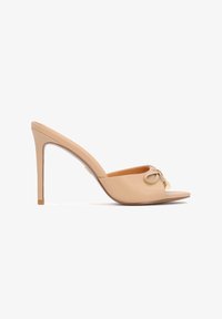 Nem kiválasztott, beige