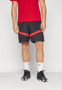 Nike Performance ICON SHORT - Korte sportsbukser - black/university red/white