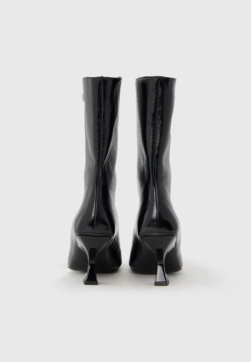 Bottes Naf Naf En Daim Noir - Taille 37, Très Très Bon état D'occasion