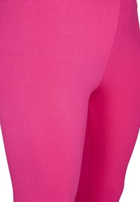 Zizzi 3/4-LENGTH  - Retuusid - püksid - fuchsia purple