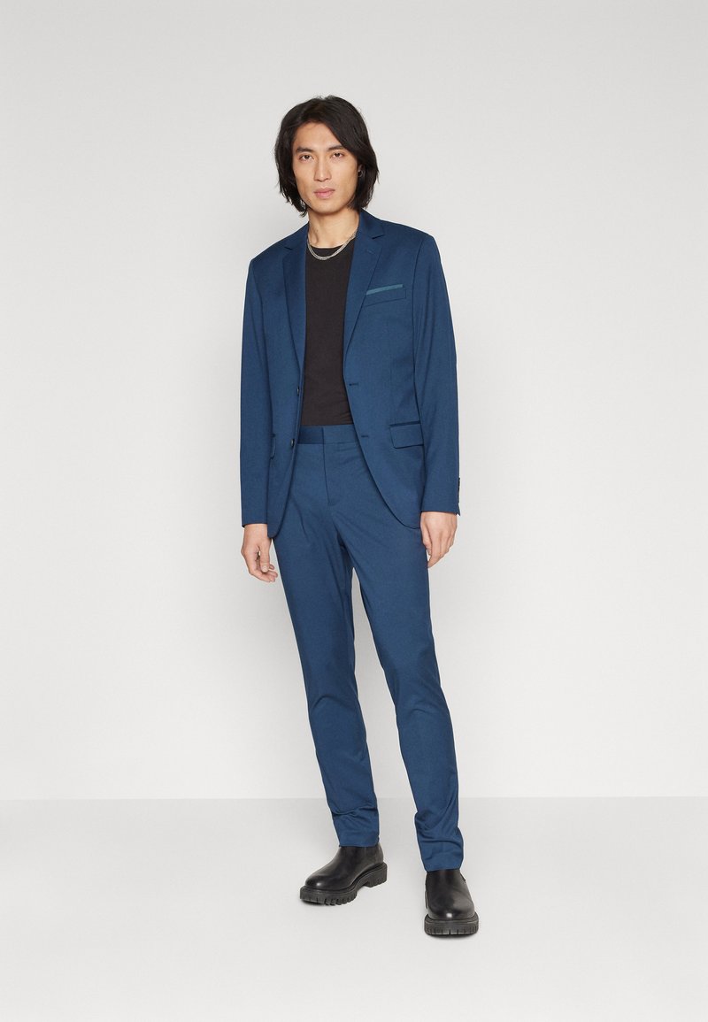 Pier One PERFORMANCE STRETCH SUIT - Odijelo - dark blue