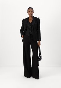 Bruuns Bazaar DECUMARIABBNORA BLAZER - Blazer - black with lurex