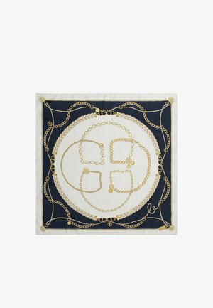 Pañuelo de seda con fondo azul marino y blanco, con patrones de cadenas doradas y cuerdas trenzadas que forman formas geométricas.