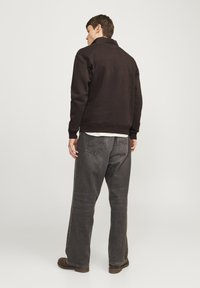 Jack & Jones JJEBRADLEY HALF ZIP NOOS - Sportska majica - mulch
