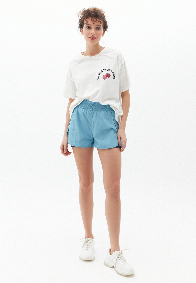 Damen Kleider | OXXO MIT ELASTISCHEM BUND Shorts adriatic blue/hellblau - PR53741 Damen Kleider | OXXO MIT ELASTISCHEM BUND Shorts adriatic blue/hellblau - PR53741