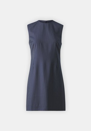 Rochie fără mâneci, de culoare bleumarin, cu dungi verticale albe, siluetă ajustată, guler rotund și textură de țesătură netedă.