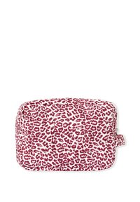 Trousse de maquillage rectangulaire en tissu blanc avec un motif léopard rouge. Comprend une poignée latérale pour un transport facile.
