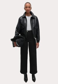 Marks & Spencer SEAMLESS WIDE LEG - Džíny Relaxed Fit - black