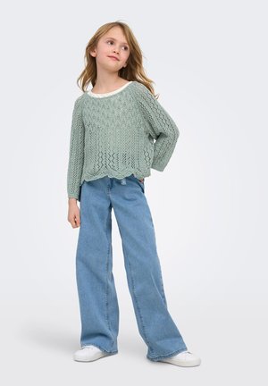 ONLY GIRLS, KOGFREE WIDE BELTED JEANS DNM NOV - Džínsy voľného strihu - light blue denim