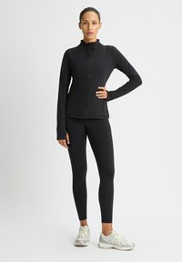 Röhnisch LEGACY FULL ZIP - Chaqueta de entrenamiento - black