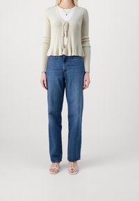 Vero Moda Kofta - off-white