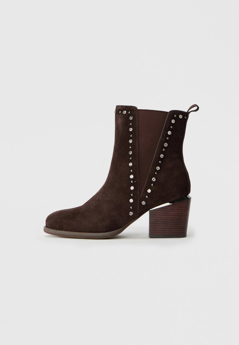 Botines de tacón