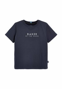 Tummansininen puuvillatee-paita, jossa on pyöreä pääntie, lyhyet hihat ja valkoinen painettu teksti "BAKER BY TED BAKER" etupuolella. Tagi näkyvissä sivussa.