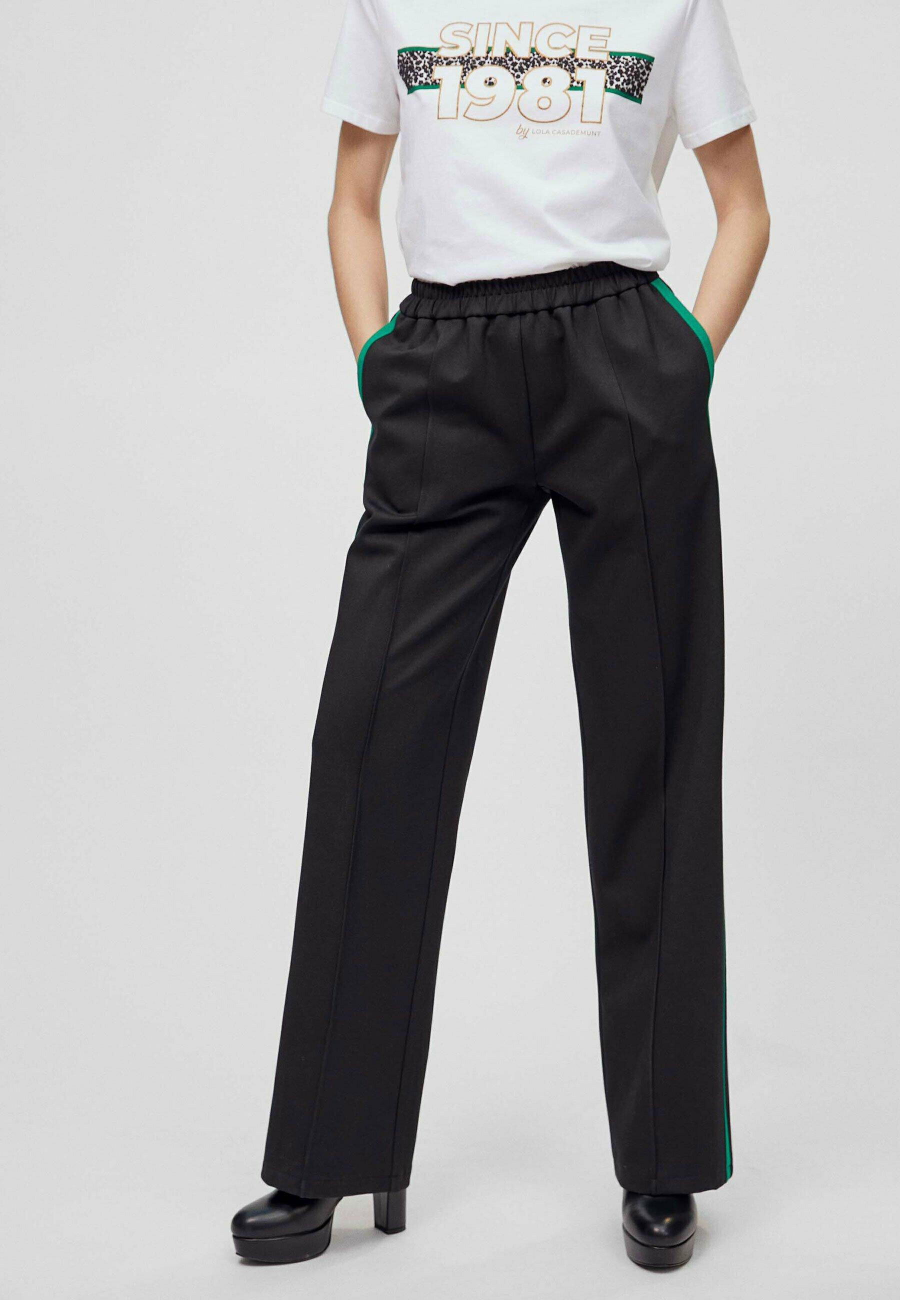 LOLA SLACKS Pantalones deportivos black/negro - Zalando.es