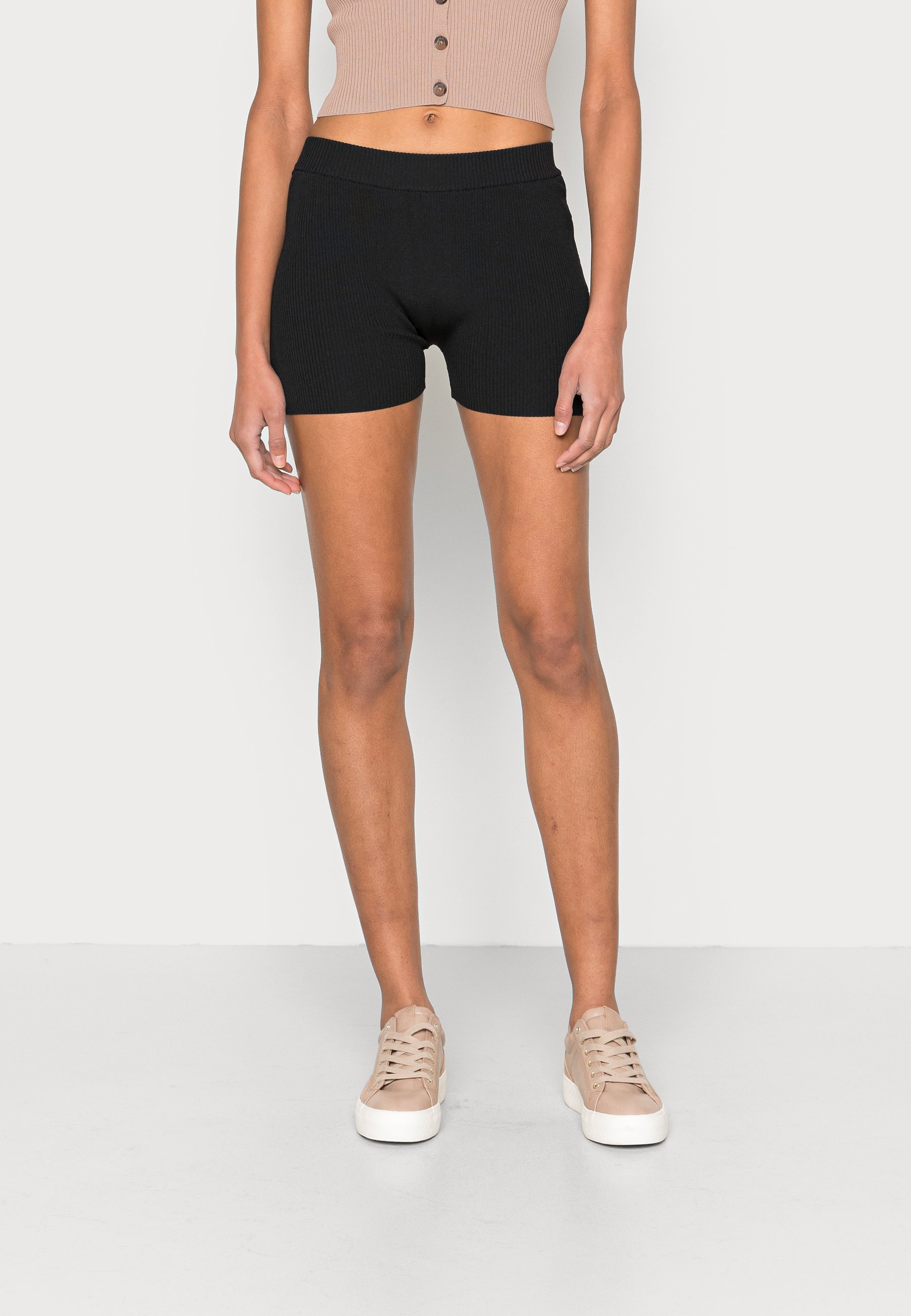 guess shorts black