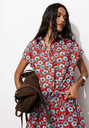 Promod, CHEMISE À FLEURS - Chemisier - imprimé rouge