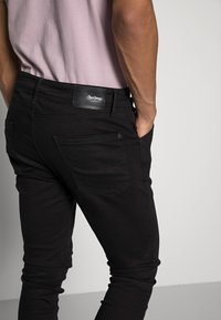 Pepe Jeans MASON POWERFLEX - Calças de ganga justas - denim