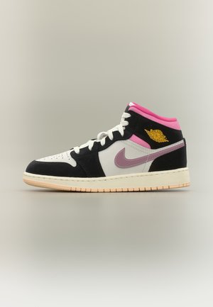 Jordan AIR JORDAN 1 MID SE UNISEX - Sneakers - black/university gold-coloured/sail/pinksicle/iced carmine/crimson tint