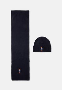 Atlasīts, hunter navy