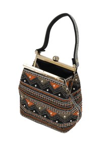 Perlebroderet clutch i sort, orange og sølv med geometriske mønstre, en guldramme-lås og et tekstureret bærehåndtag.