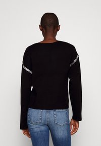 YAS Tall Svetr - black