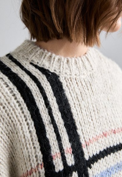 MUNTHE TAFFIE - Striktrøje - ivory