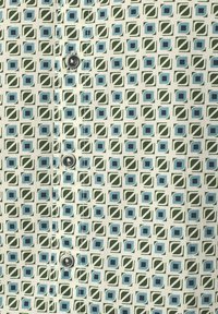 Korte mouwen shirt met een gestructureerde stof in groene, lichtblauwe en donkerblauwe vierkanten, met knopen en een zachte textuur.