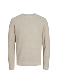 Pull beige clair, texture côtelée, manches longues, col rond, matériau doux, coupe décontractée, design minimaliste sans logos ni motifs visibles.