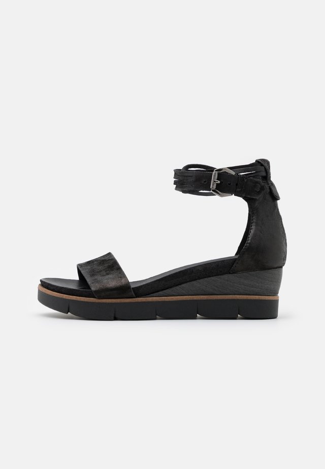TAPASITA - Platform sandals - black
