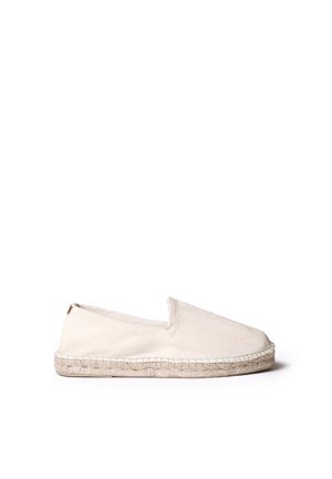 Beige slip-on espadrillesko med vævet jutesål og tekstureret stofoverdel, vist fra siden på en hvid baggrund.