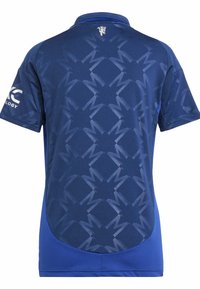 T-shirt polo bleu marine avec un motif géométrique, manches courtes, col et texture en maille. Logo sur la manche gauche et ourlet accentué.
