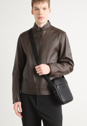 CARDONA LUAN SHOULDERBAG UNISEX - Umhängetasche - black