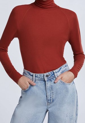 Langærmet T-shirt - light brown