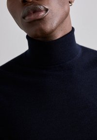 Tiger of Sweden Stickad tröja - dark blue